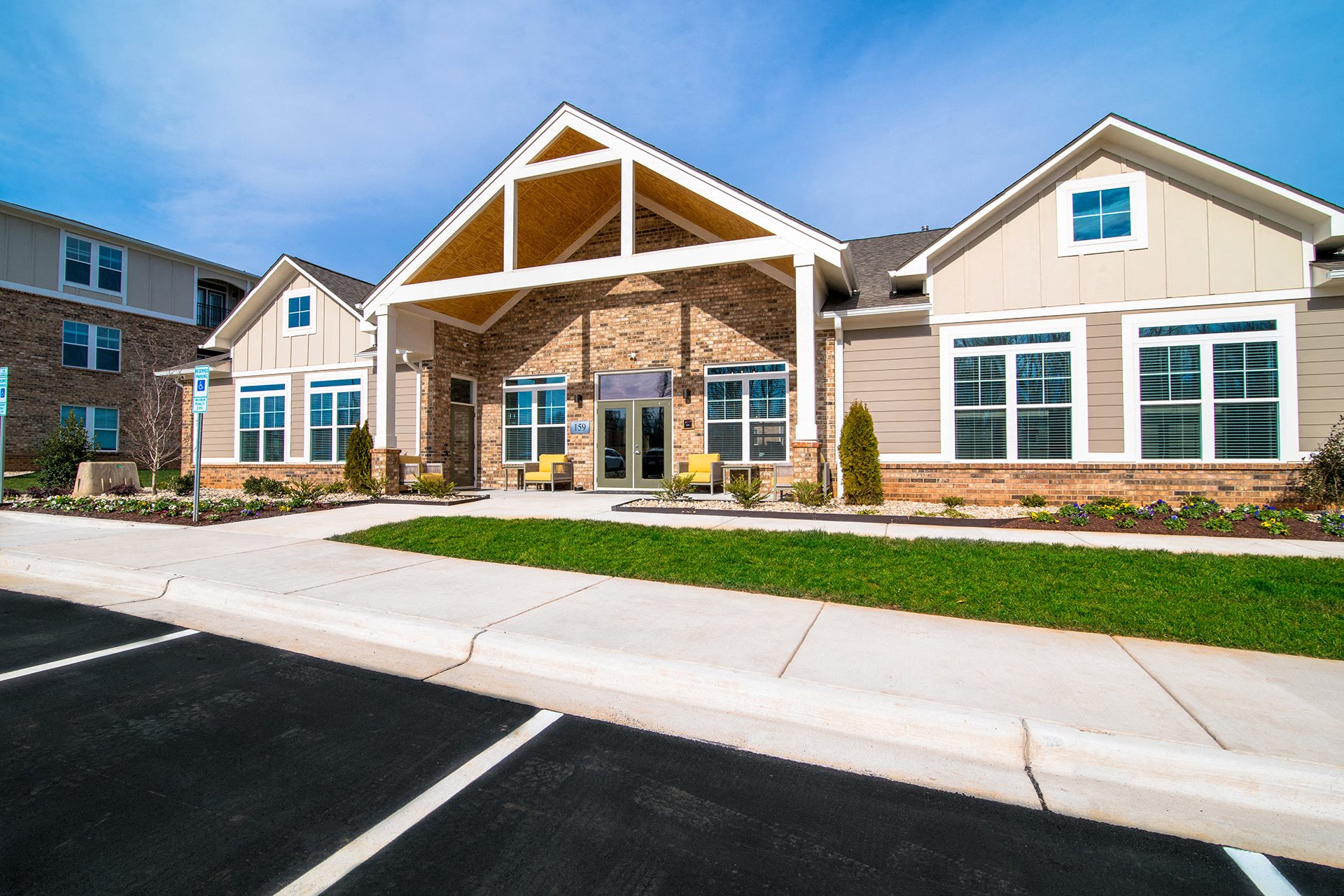 Comet Bermuda Run Apartments in Bermuda Run, NC